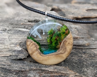 Diorama necklace, Epoxy resin pendant, Forest pendant, Gift For Mom