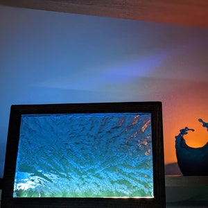 Watergesimuleerde lamp. Oceaanlamp, harslamp, harsnachtlampje, uniek decorcadeau, diepzeenachtlampje, oceaanharslamp, dioramalamp afbeelding 8