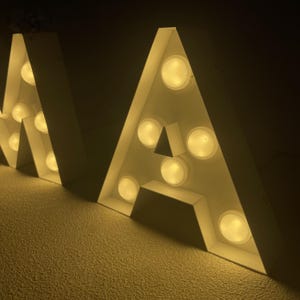 Letras de marquesina con bombillas, letras con bombillas, letrero con letras de caja retro, letras de canal LED 3D