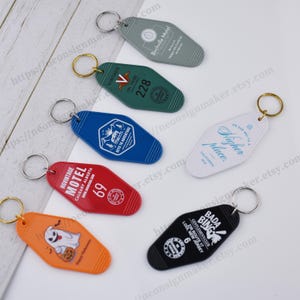 Custom Retro Motel Keychains, Personalized Vintage Room Key Tags, Customizable Gifts for Hotels, Motels, Weddings, Business Logo Printed Tag