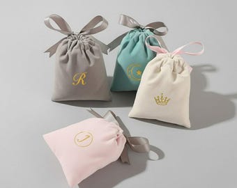 Custom Jewelry Pouch With Bow Tie, 100pcs Logo Print Velvet Drawstring Bags for Jewelry, Perfume, Wedding Favor Bags
