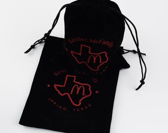 Custom Velvet Jewelry Pouch with Logo 100pcs, Personalized Drawstring Jewelry Bag, Luxury Jewelry Packaging for Gifts, Weddings, and Events