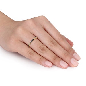 Banda de boda única de ónix negro para mujer, anillo de compromiso femenino de ónix de corte redondo, banda de promesa hecha a mano de oro macizo, anillo de plata 925 para ella