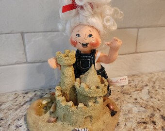 Vintage Annalee Sand Castle Suzy 2002