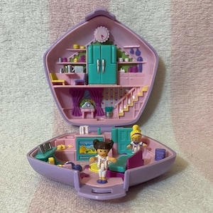 Polly pocket slumber party hotsell