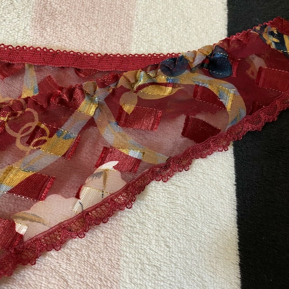 Victoria's Secret 1980's Vintage Thong Panty Unde… - image 4