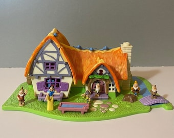 Polly sales pocket snow