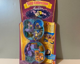 Vintage Polly Pocket Disney Aladdin Agrabah Marketplace 1995