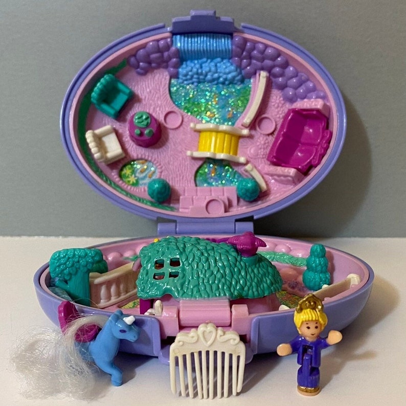 Bluebird Vintage Polly Pocket 1995 Unicorn Meadow Playset