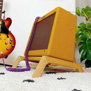 Natural Amp Stand: Handmade Solid Wood Guitar Amplifier Stand