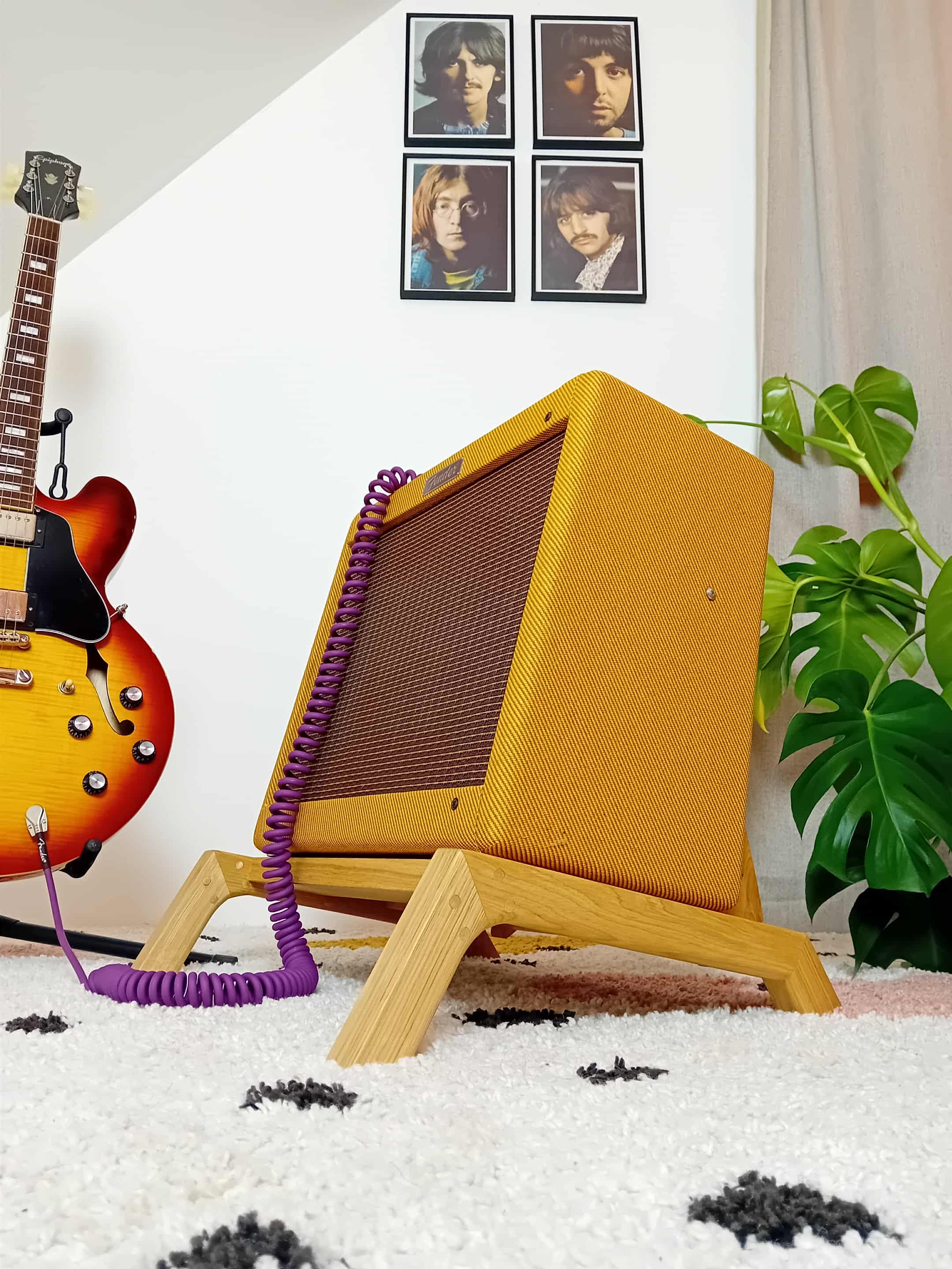 ギターアンプスタンド フェンダー Fender Amp Stand Small アンプスタンド(フェンダー