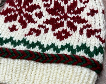 Wonderland Hat Digital Knitting Pattern  | fair isle | snowflake | beanie | toque | all sizes | holiday | Christmas