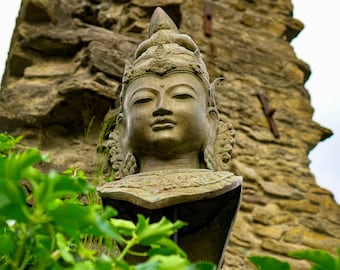 Lakshmi Head Figure Bronze Bust Handmade Art Goddess of Beauty Happiness Garuda Sculpture Bali Buddha Asia Asian Statue - Bahagia