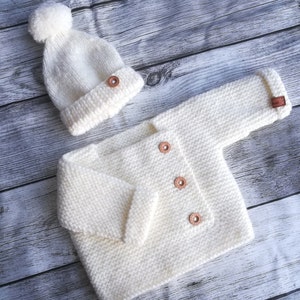 Baby bra and wool hat, ecru color, size Birth/3 months