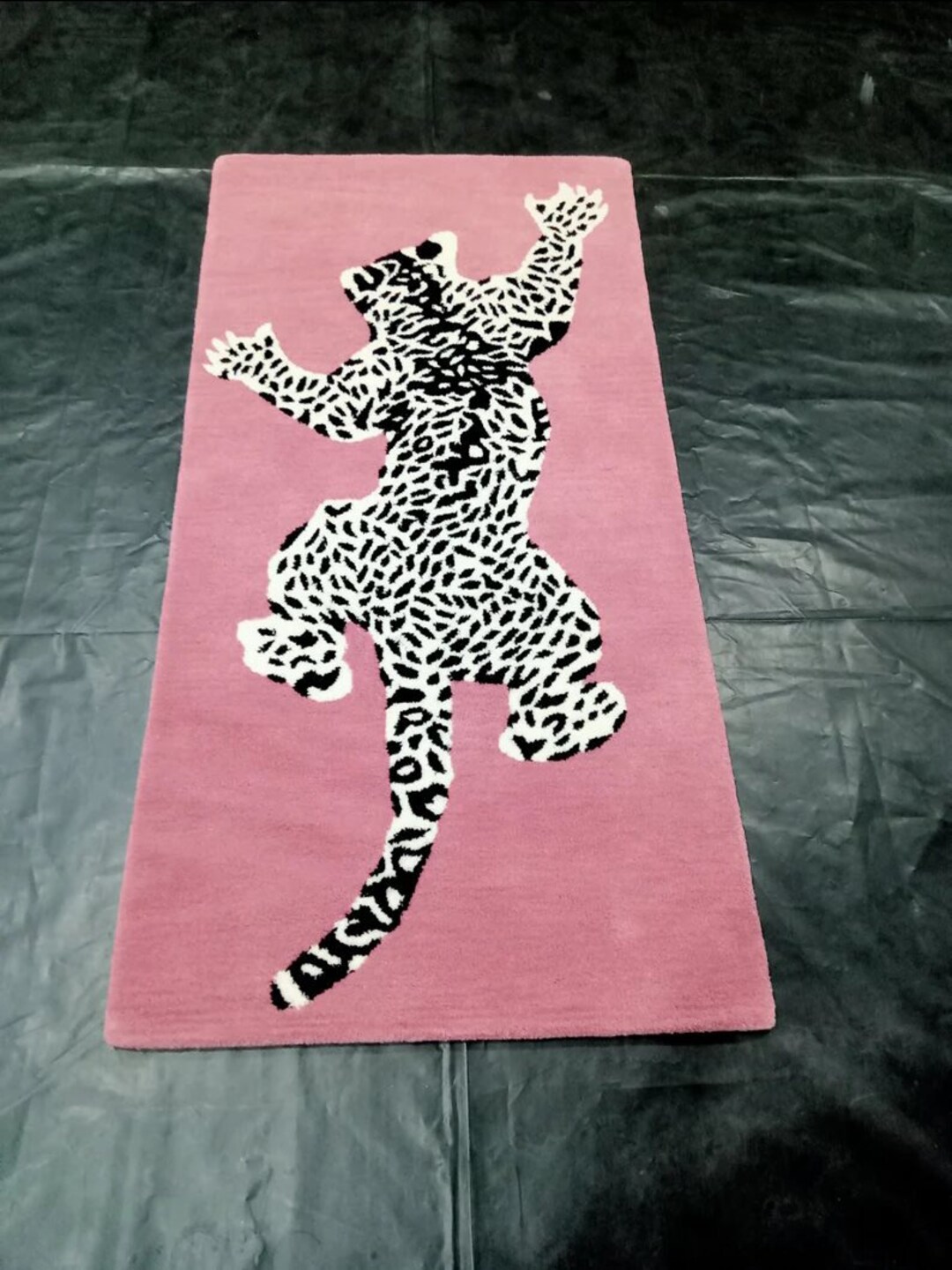 Pink Leopard Rug,hand Tufted Rug.leopard Print Rug. Pink Leopard Rug ...