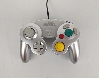 New Silver Replica Controller - GameCube / Wii