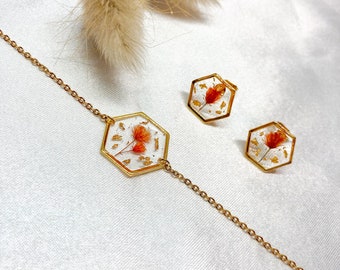 Bracelet + Gold Earrings in the shape of an Octagon in Stainless Steel Resin & Orange Dried Flowers