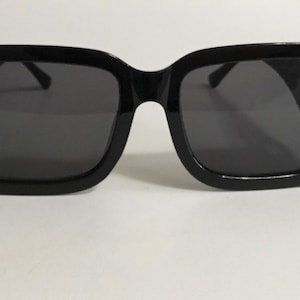 burberry triangle sunglasses