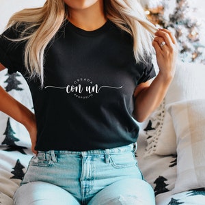 Creada con un proposito, Frases religiosas, Spanish Frases religiosas, Frases biblicas, Frases cristianas Spanish bible verse Shirt