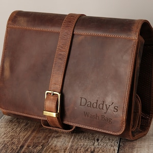 Trousse de toilette personnalisée en cuir véritable gravée, trousse de toilette personnalisée en cuir marron, cadeau pour lui, cadeau Usher personnalisé, cadeau de fête des pères