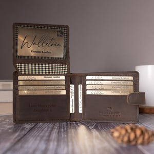 Gepersonaliseerde leren portemonnee, tweevoudige bruine portemonnee van echt leer, gepersonaliseerd aangepast gegraveerd cadeau voor vriend, echtgenoot, kerstcadeau