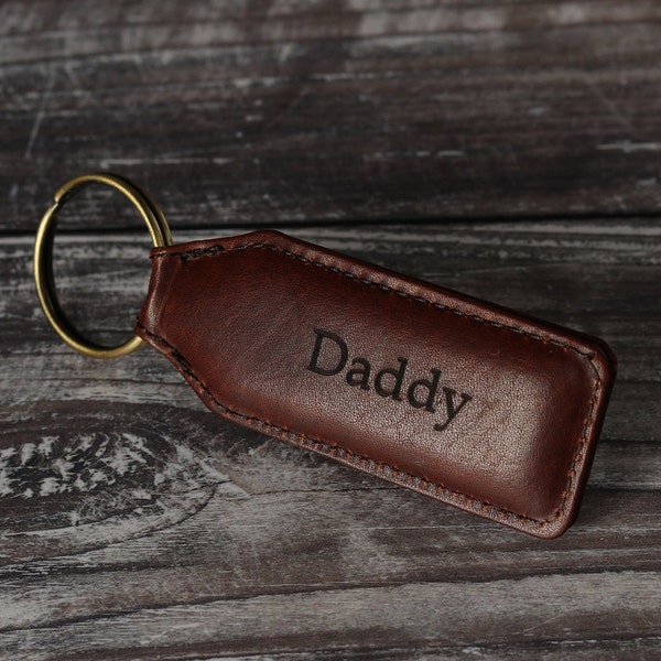 Porte-clés en cuir personnalisé, porte-clés de voiture personnalisé, porte-clés en cuir marron, cadeau personnalisé pour la fête des pères, cadeau pour lui, papa, mari