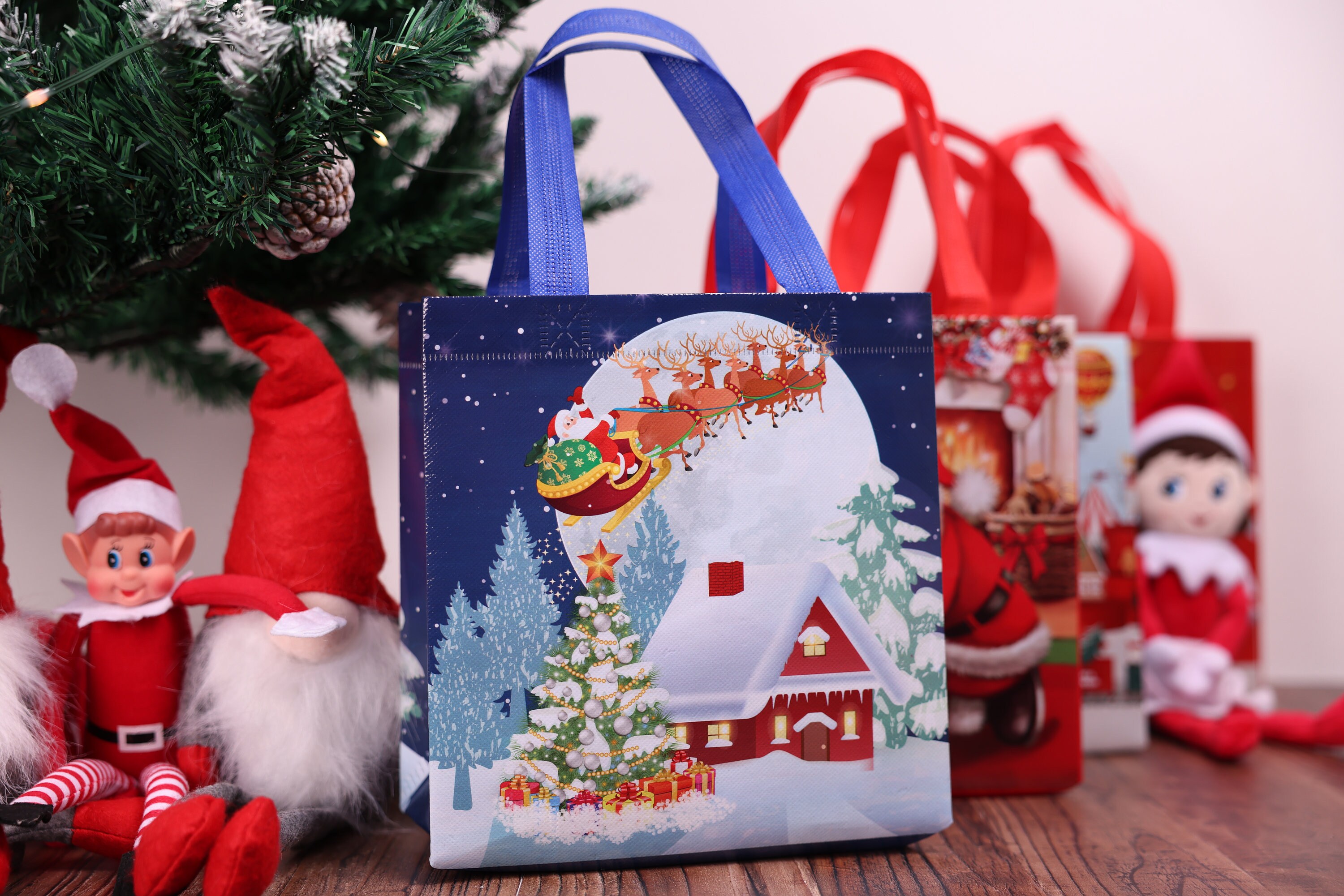 Decorative plastic gift bags online