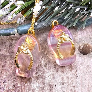 Nature Stone Cute Flip Flop Pendant Necklace
