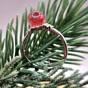 Beautiful Nature Strawberry Quartz Adjustable Ring