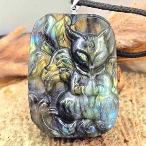 Nature Labradorite Meditate Nine Tails Fox Pendant Necklace