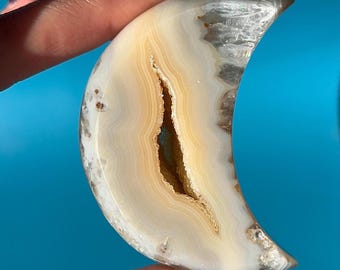 Small Druzy Agate Crystal Moon Carving #02