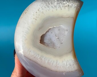 Druzy Agate Crystal Moon Carving #06