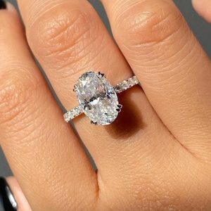 3 Ct Oval Moissanite engagement ring Unique Oval and Round cut Diamond ring Gold ring engagement ring Bridal ring Anniversary ring