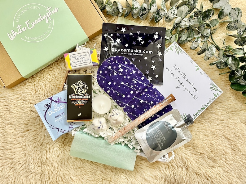 SPA Gift Box VEGAN Pamper Hamper Self Care Package Birthday Pick Me Up Hug In A Box Thank You Thinking of You Letterbox image 1