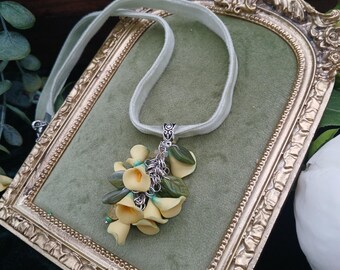 粘土のカラーリリーの花：黄色の花茎、ジュエリー作り（20個） - Etsy 日本