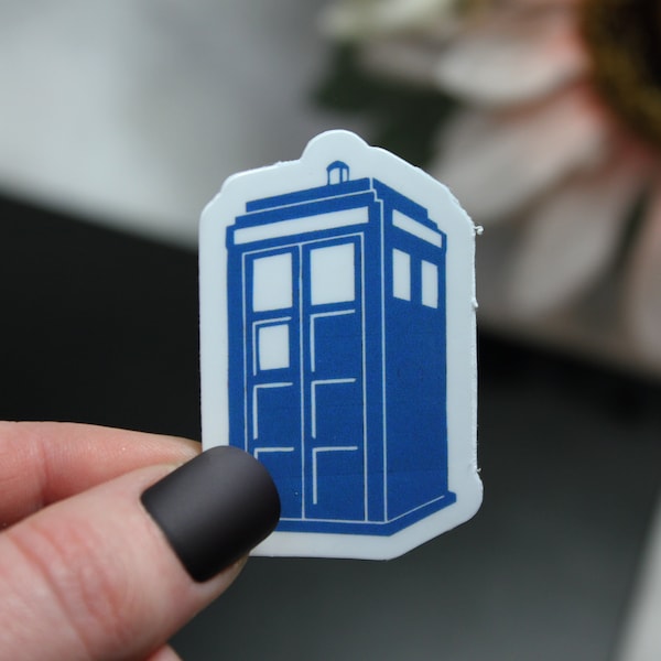 Tardis Outline Vinyl Sticker