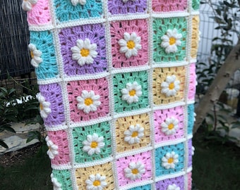 Crochet Daisy Granny Square Blanket: Acrylic Bamboo Blend, 45x60 in