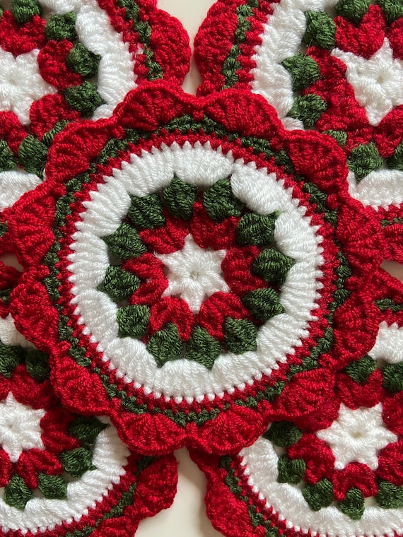 Crochet Christmas Coasters: Peppermint Holiday Decor