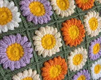 Crochet Daisy Granny Square Blanket: Colorful Acrylic Bamboo Throw (32x32 in)