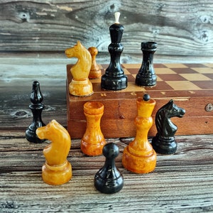 Chess Set Rules & Piece Move Strategy Cheat Sheet Laminated -  Finland