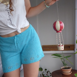 Mongolfiera Shorts Knitting Pattern