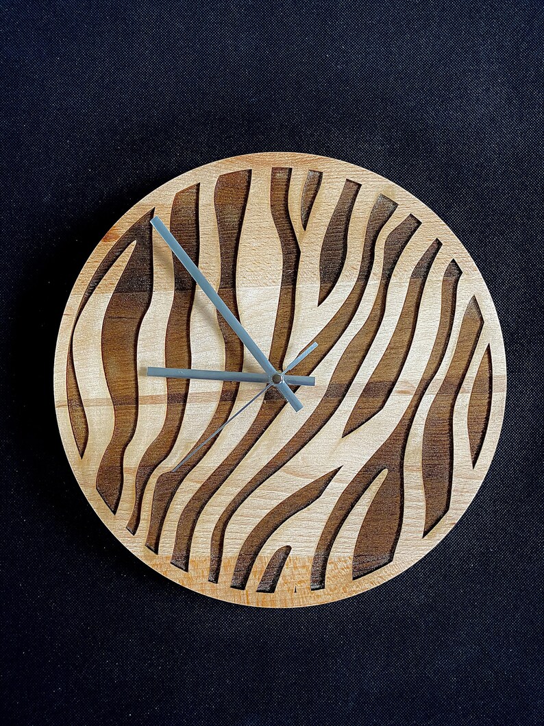 Zebra pattern wall clock without resin image 9