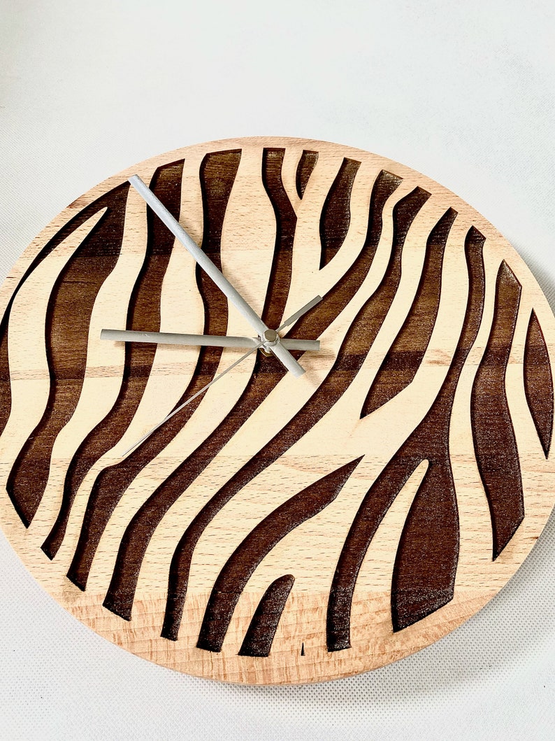 Zebra pattern wall clock without resin image 4