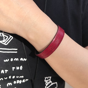 SOLU LederArmband, Verstellbar, Made in US, Weinrot Antiqued Distressed