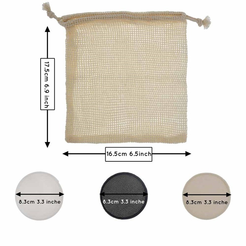 K&ouml;nnte beinhalten: Ein Set aus drei runden, wei&szlig;en Wattepads zum Abschminken, einem schwarzen Aktivkohle-Abschminkpad und einem beigefarbenen Netzbeutel mit Kordelzug. Der Beutel misst 17,5 cm x 16,5 cm. Jedes Pad hat einen Durchmesser von 8,3 cm.