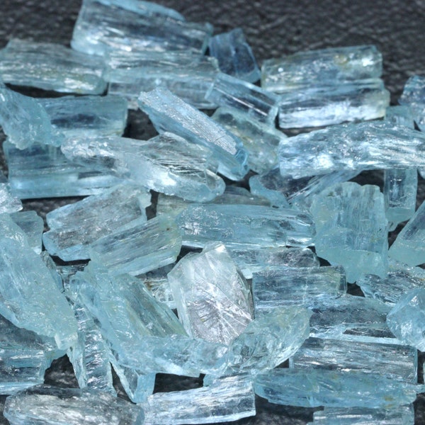 AAA+++ Natural Blue Aquamarine Rough Gemstone Aquamarine Pencil Raw Gemstone 7x4 To 14x5 MM Aquamarine Stick Minerals Rough Wholesale Lot