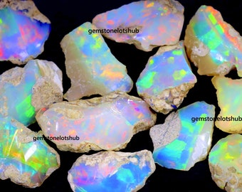 Ciondolo con pietra preziosa grezza naturale di opale etiope (7-13 mm)
