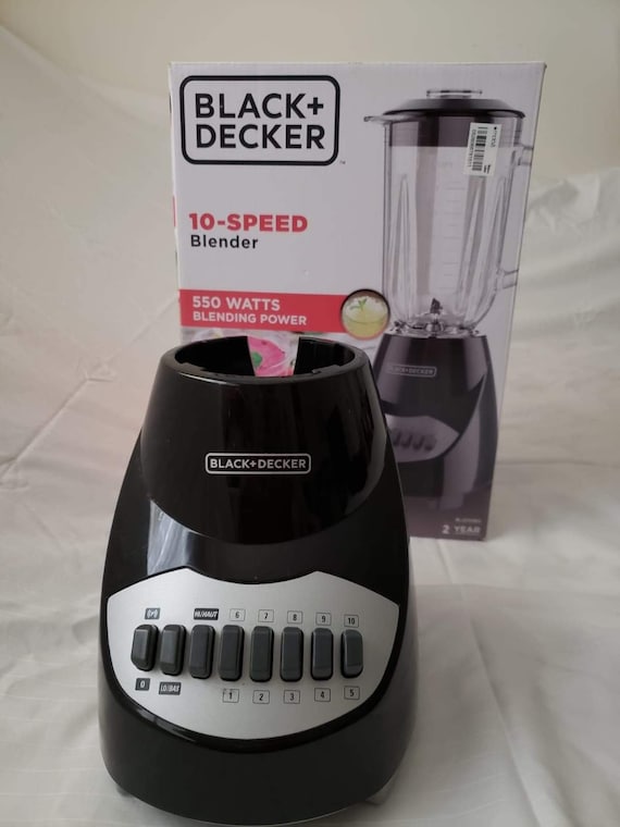 Black + Decker 550 Watts 10 Speed Blender BL2010BG