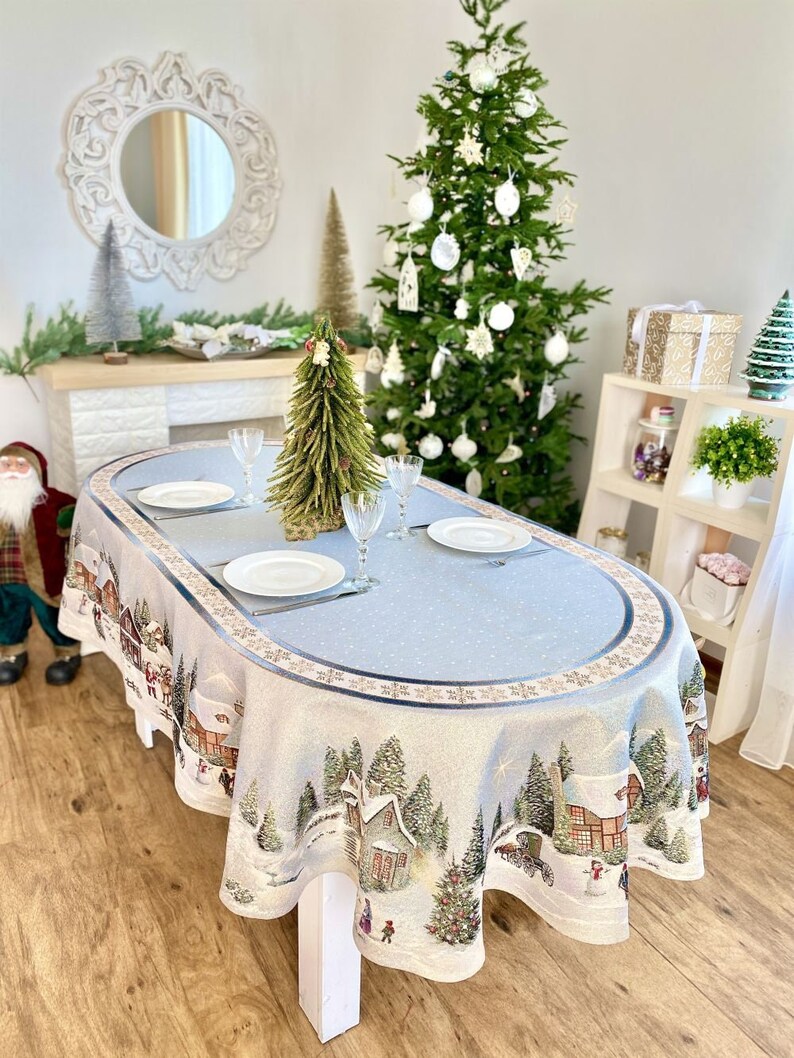 Oval Tablecloth. Holiday Dining Table Tablecloth. Christmas Tablecloth