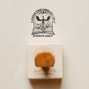 Dragon Library Stamp, Fantasy Book Lover Gift for Her, Ex Libris Rubber Stamp, Personalized Stamp, Teacher Gift